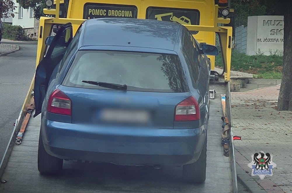 Uciekał przed policją ulicami Wałbrzycha. Miał 2,38 promila, teraz grozi mu 5 lat i utrata auta Zdjęcie wpisu