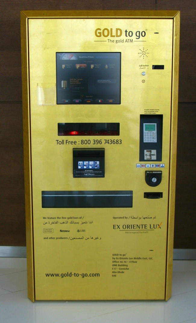 Na ulicach stoją automaty ze złotem 