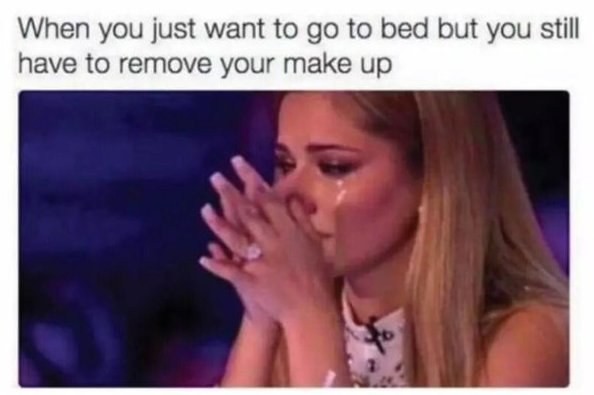 16 Gdy bardzo chcesz iść do łóżka ale musisz zmyć makijaż po całym dniu