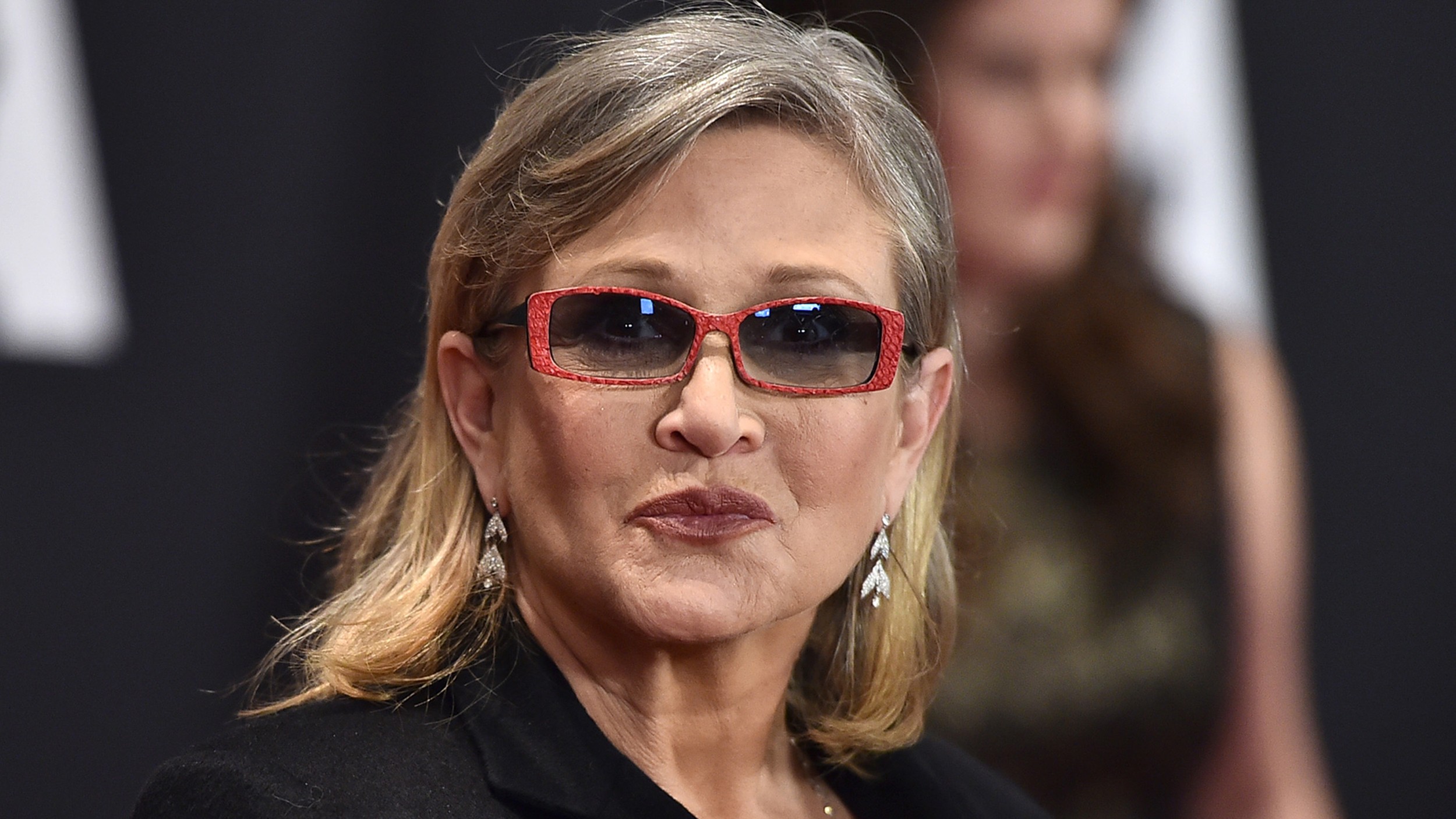 5 Carrie Fisher