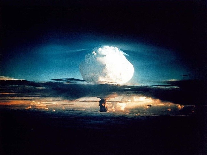 6. Test broni nuklearnej Mike na atolu Enewetak, 1952