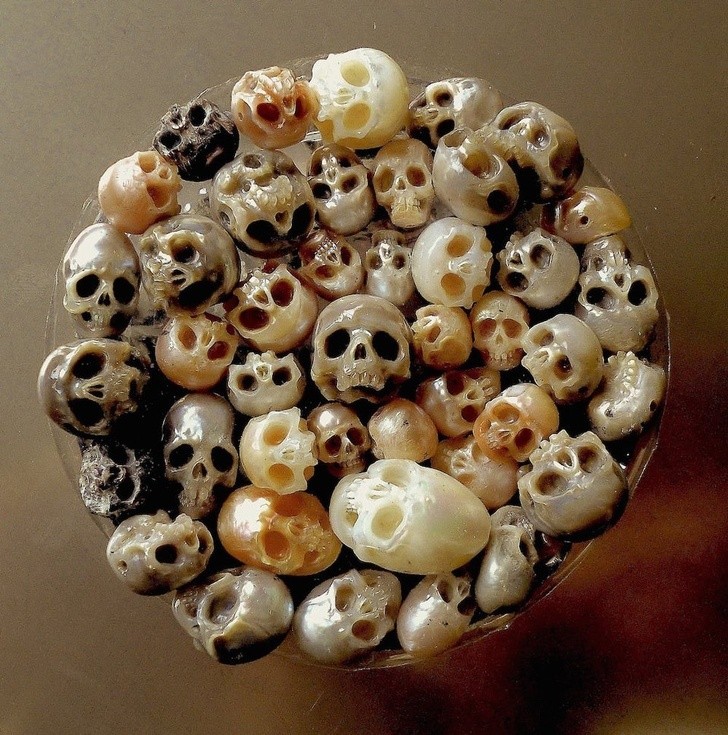 Rzeźbione perły