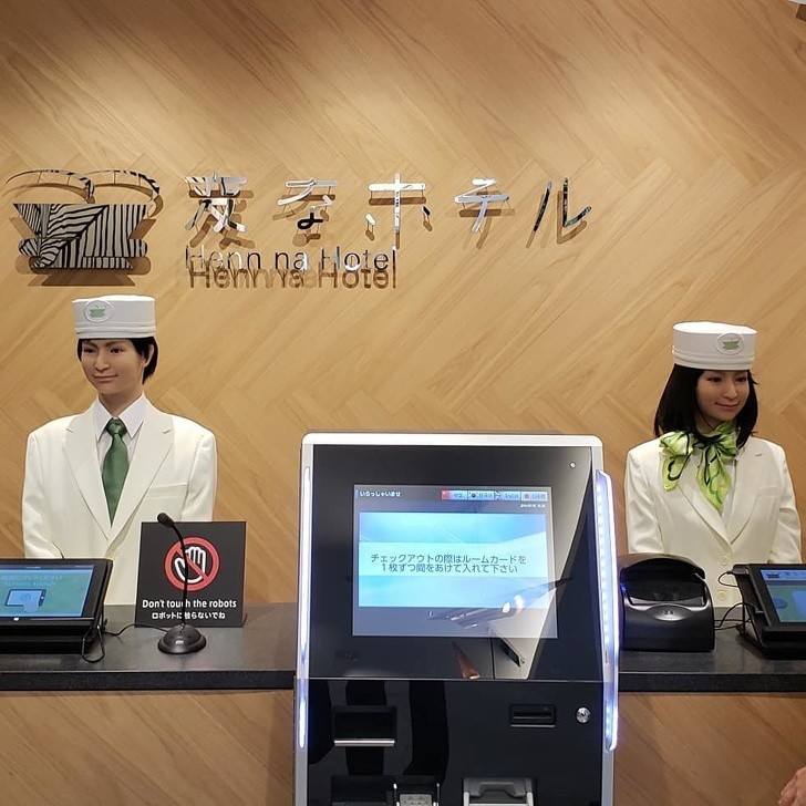 15. Jeden z japońskich hoteli, w którym cała obsługa to roboty.