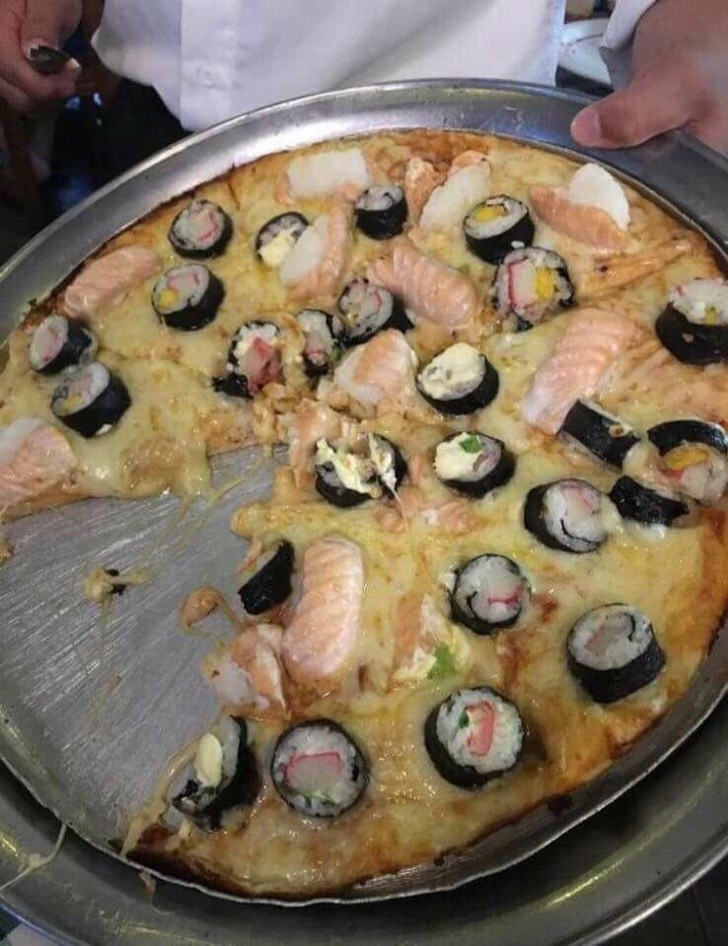 Kiedy kochasz pizze i sushi 