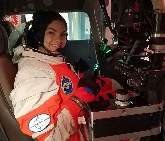 Ukończyła ona też wszystkie wymagane szkolenia aby oficjalnie móc polecieć w kosmos