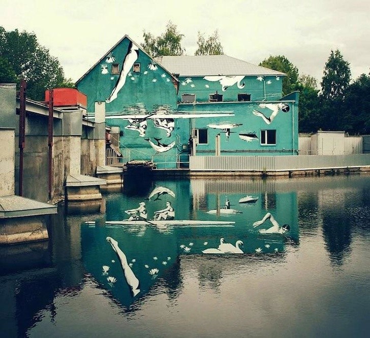 3. Graffiti widoczne w wodzie