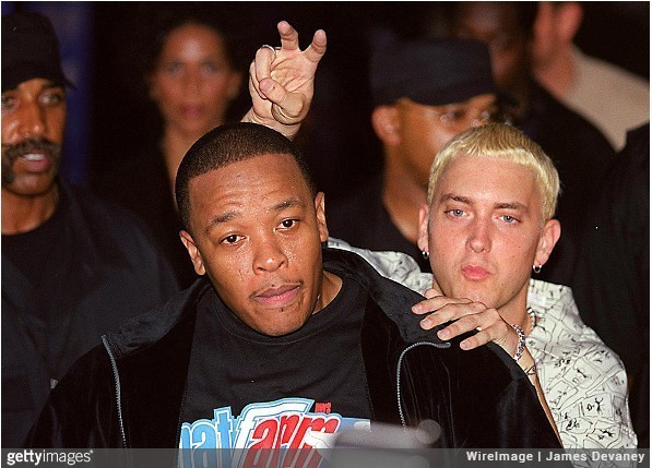 Eminem i Dr. Dre podczas gali MTV VMA, 1999