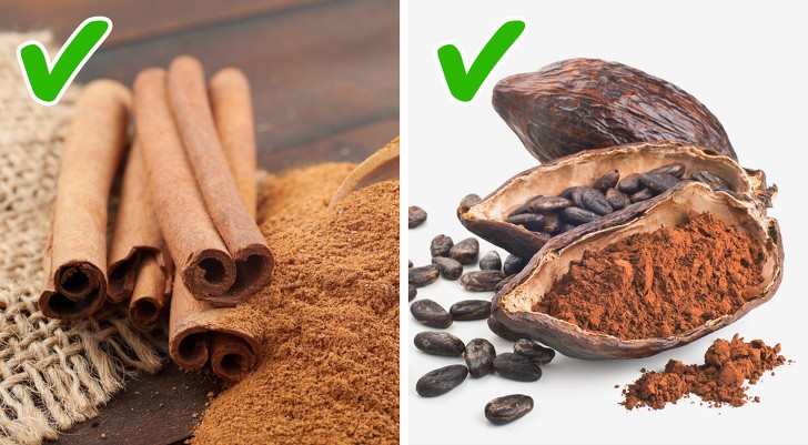 4. Dodaj cynamon lub kakao do swojej kawy