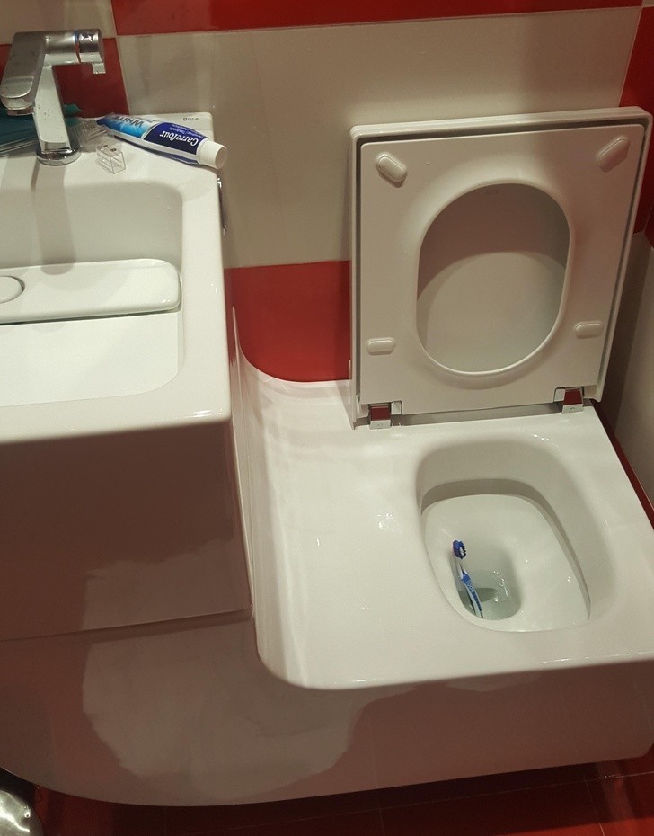1. Płynne stylowe połączenie zlewu z toaleta. Widać rezultaty