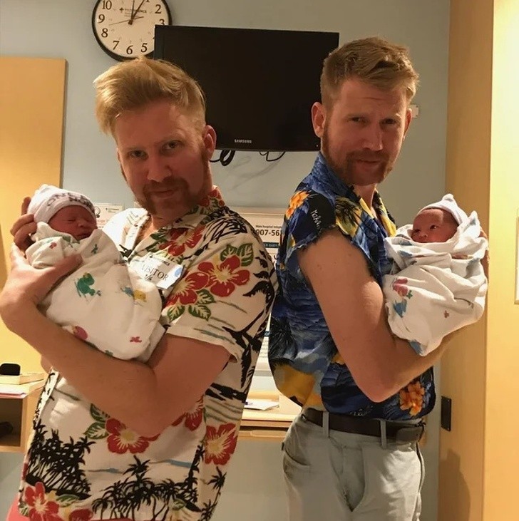 "Mój brat i ja zostaliśmy wujkami bliźniaków. Pierwsze wrażenie jest ważne, więc postanowiliśmy się ogolić i ubrać ze stylem."