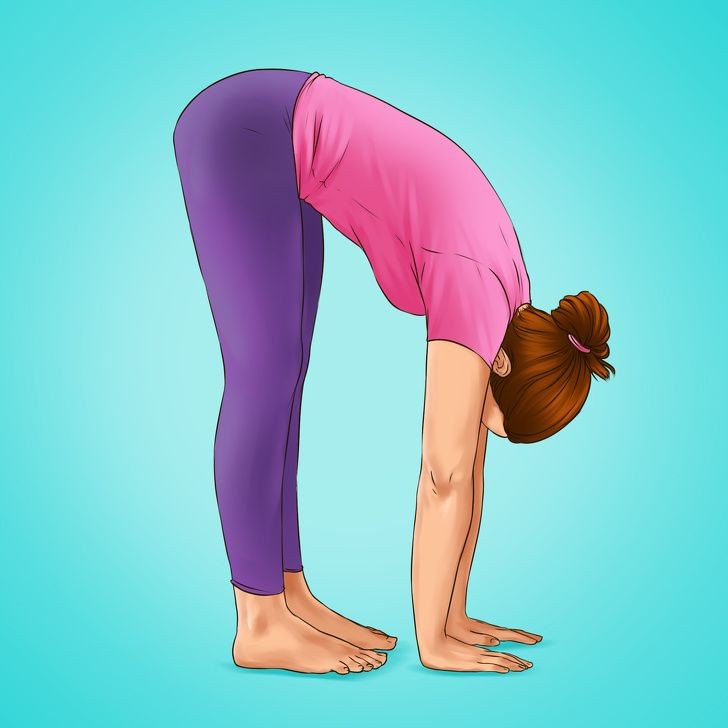 Ćwiczenie 5: Połóż dłonie płasko na podłodze, utrzymując w pełni wyprostowane nogi.