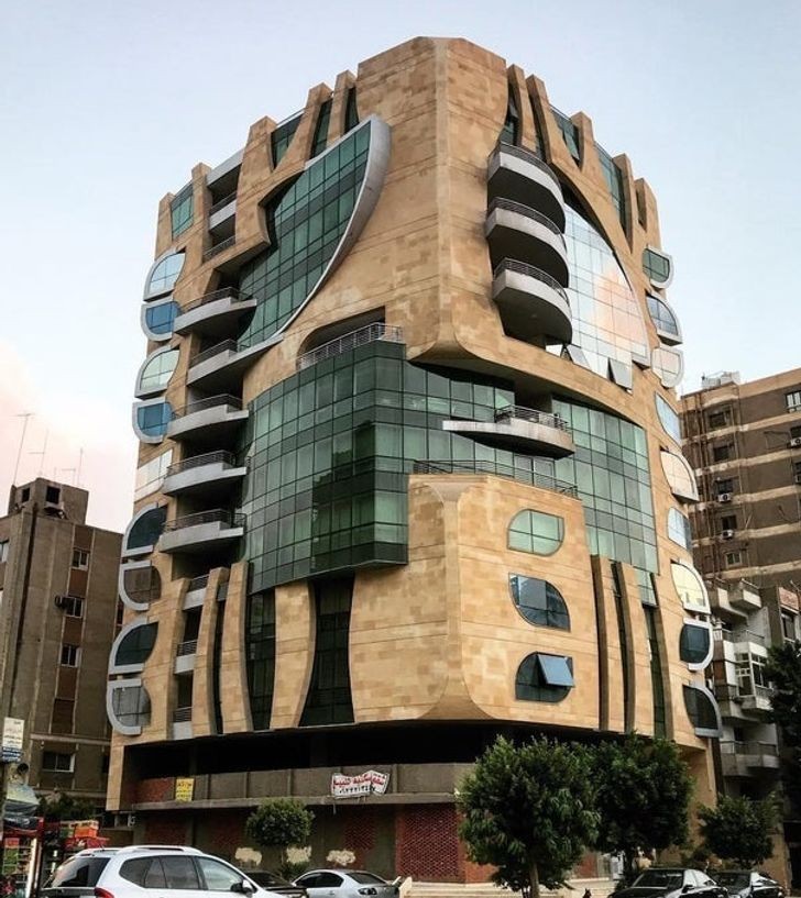 "Nazwijmy to futurystycznym designem? Kair, Egipt"
