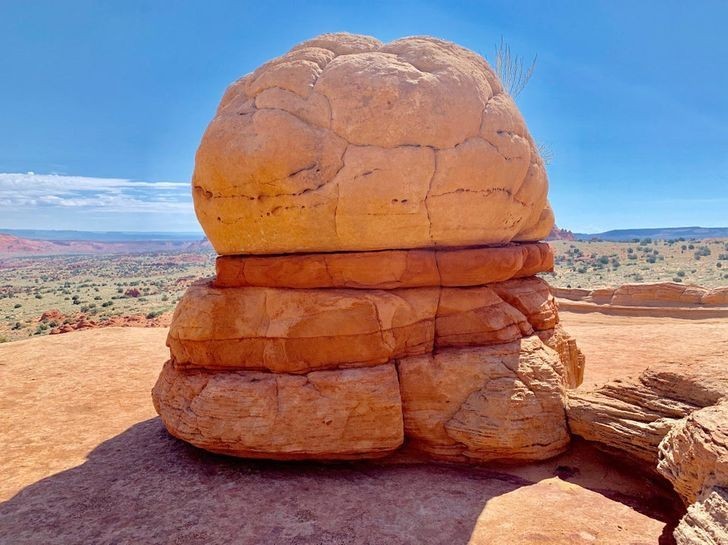 12. "Big Mac" - naturalna formacja skalna w Arizonie