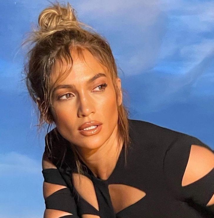 1. Jennifer Lopez, 51 lat