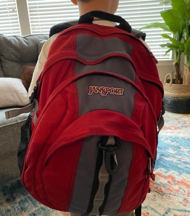 "Mój syn używa plecaka, który kupiłem sobie do szkoły 20 lat temu. Wygląda jak nowy."