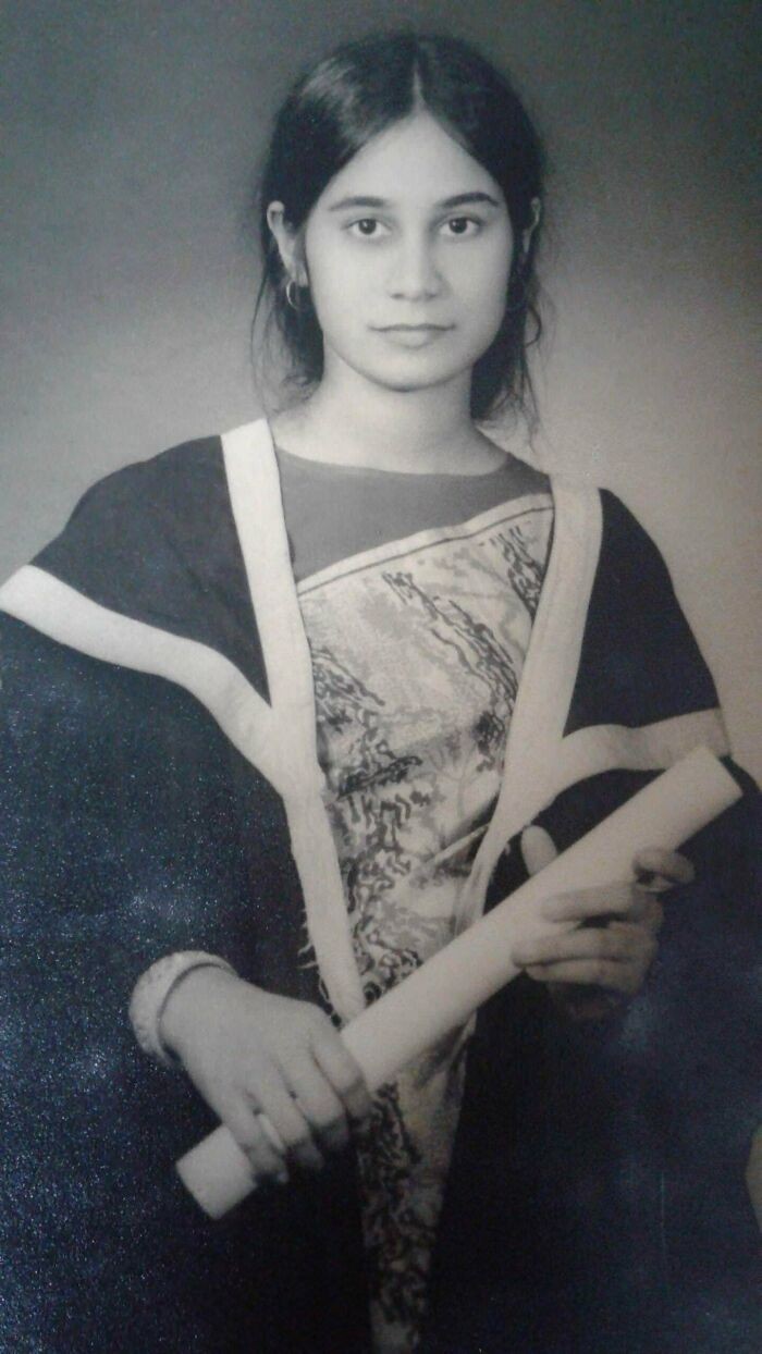 14. "Moja mama po uzyskaniu stopnia magistra w 1970 roku, jako pierwsza kobieta w jej rodzinie."