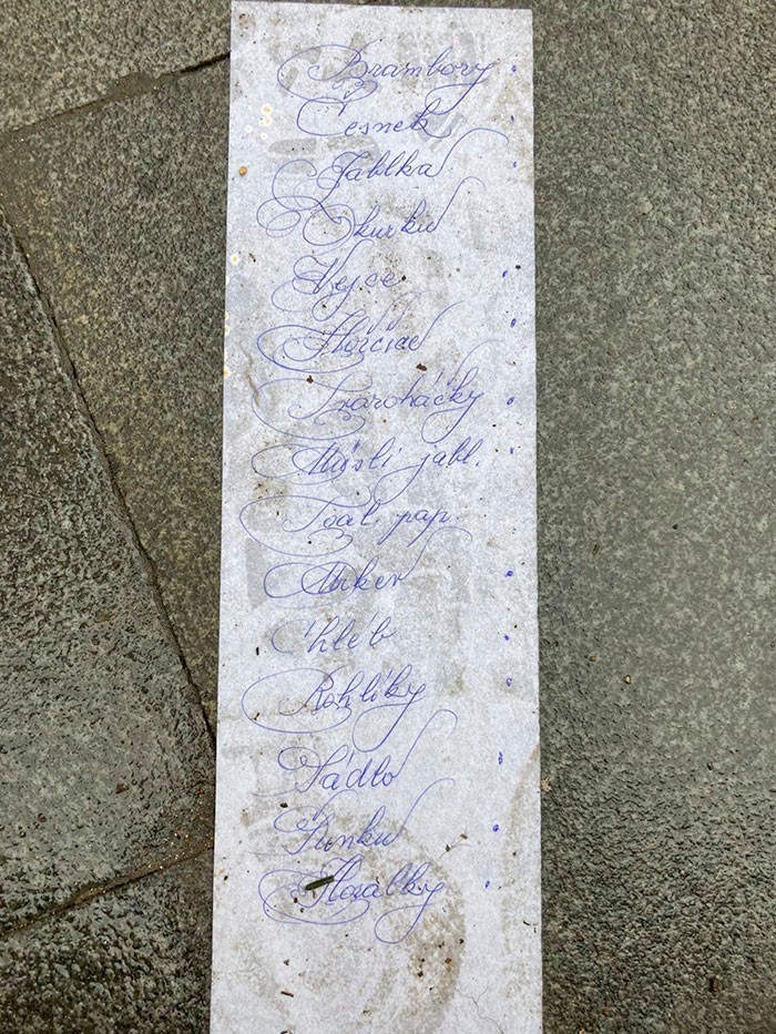 Lista zakupów znaleziona na ulicy w Pradze