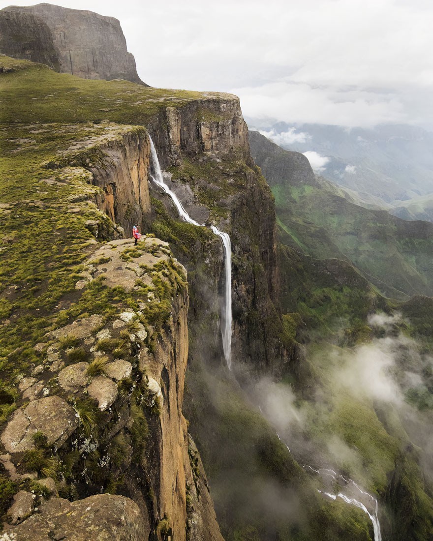 "Odwiedziłam drugi najwyższy wodospad na świecie - wodospad Tugela w RPA."