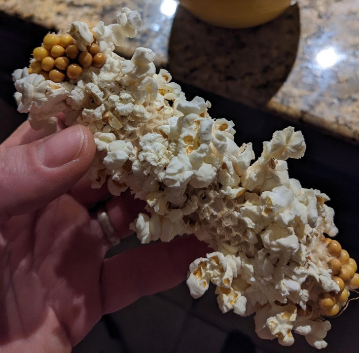 "Popcorn na kolbie"
