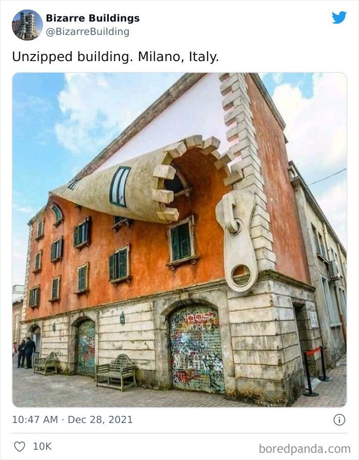 "Rozpięty budynek, Mediolan, Włochy"