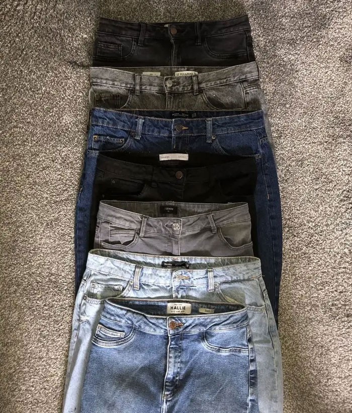 "Jeśli zastanawialiście się kiedyś dlaczego kobiety są tak sfrustrowane rozmiarami naszych ubrań - każda para tych jeansów ma ten sam rozmiar."