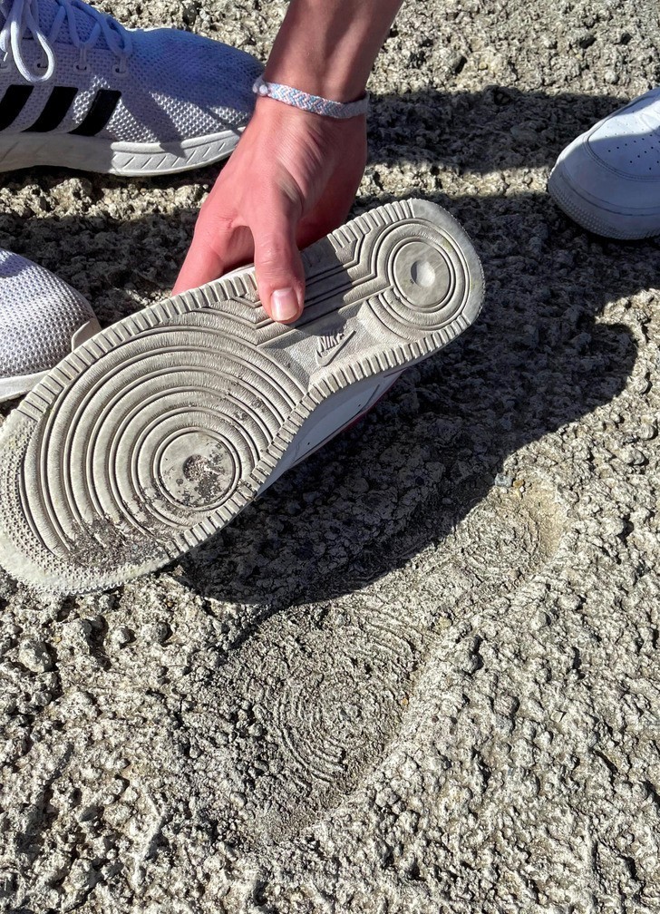"Znalazłem w betonie odcisk buta pasujący do tego, który miałem na sobie."