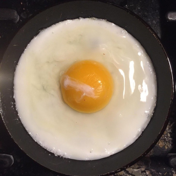 20. Symetria tego jajka jest doskonała.