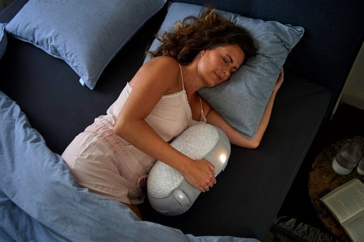 2. Robot ułatwiający zaśnięcie poprzez redukowanie stresu i stanów lękowych