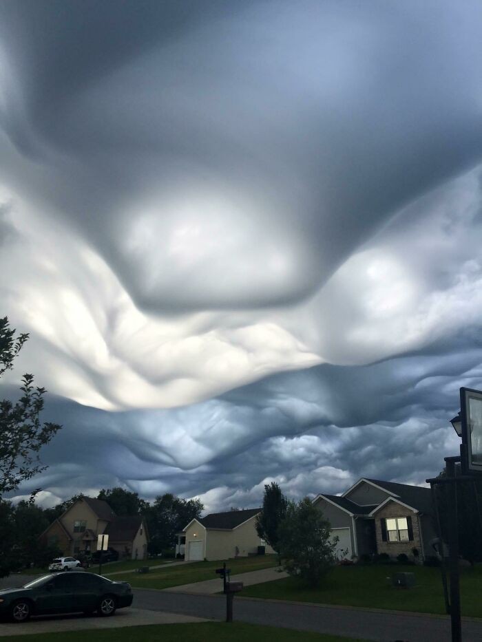 Chmury w Harrodsburg, Kentucky
