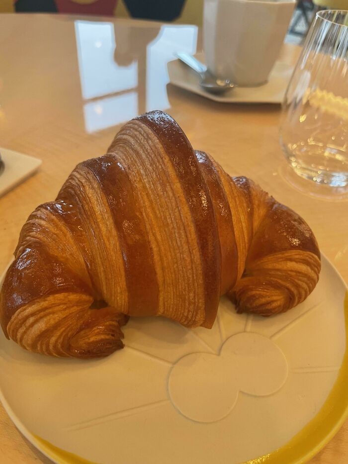 "Dostałam perfekcyjnego croissanta w paryskim hotelu."