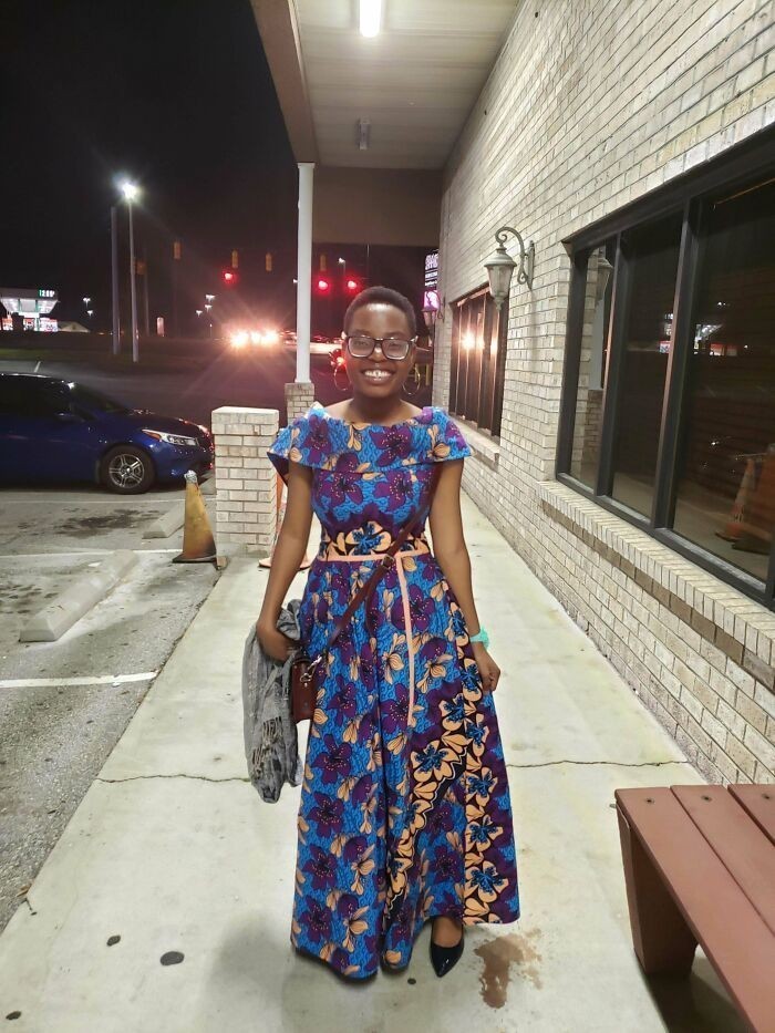 15. "Suknia, którą moja ciocia z Nigerii uszyła mi specjalnie na studniówkę"