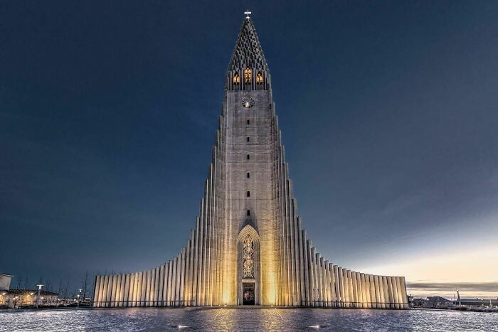 Hallgrímskirkja - kościół luterański w Reykjavíku, stolicy Islandii