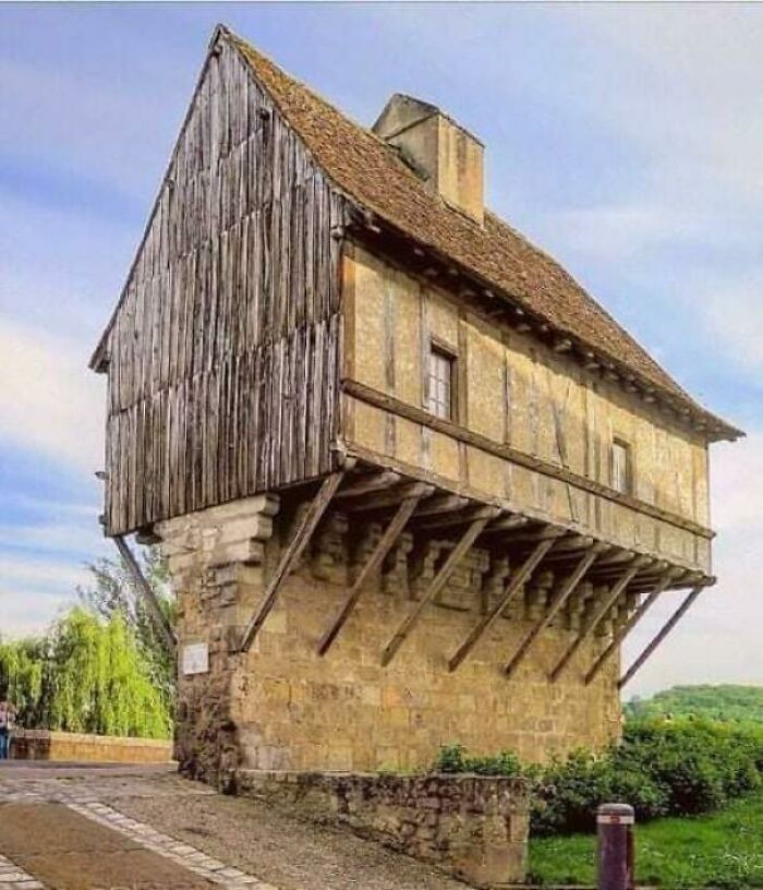 Francuski budynek zbudowany w 1347 roku