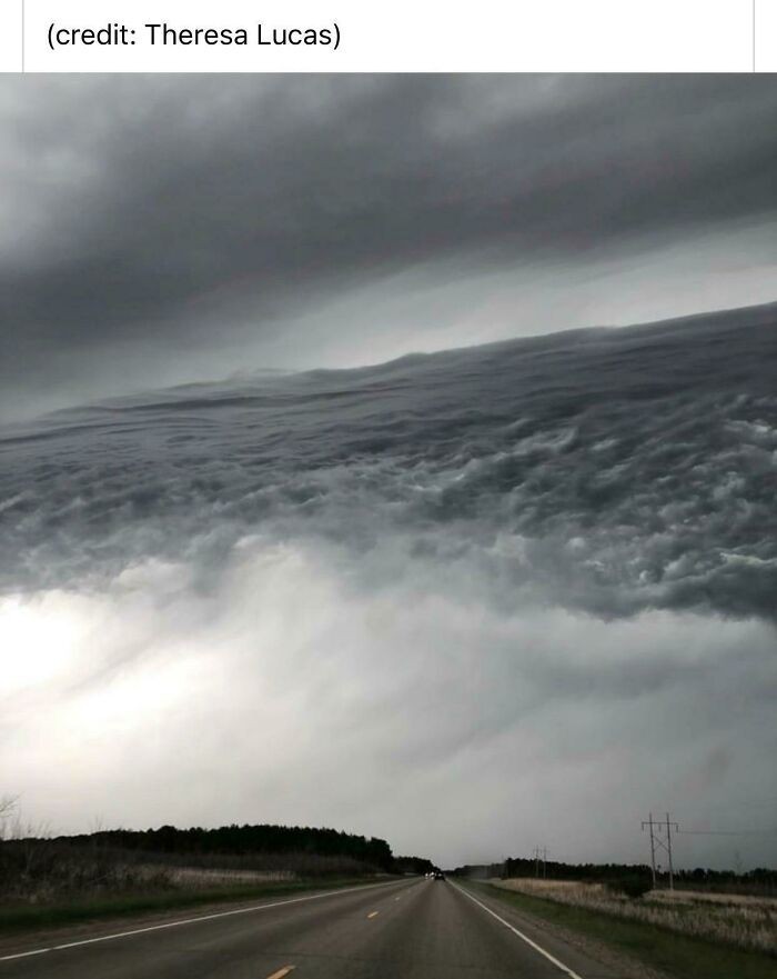 Chmury nad Minnesotą wyglądające jak ocean
