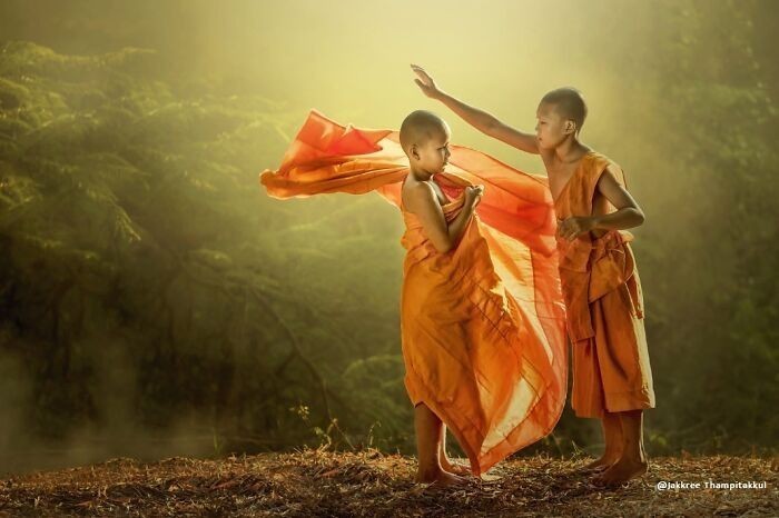 17. Szaty początkujących mnichów, Tajlandia