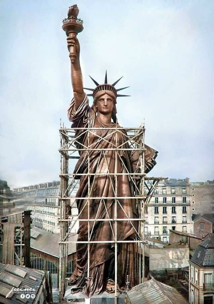 Statua Wolności przed transportem do Stanów Zjednoczonych, Paryż, Francja, 1886