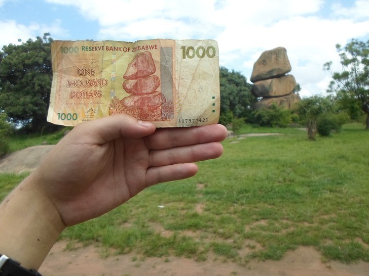 8. "Znalazłem głazy widoczne na banknocie z Zimbabwe."