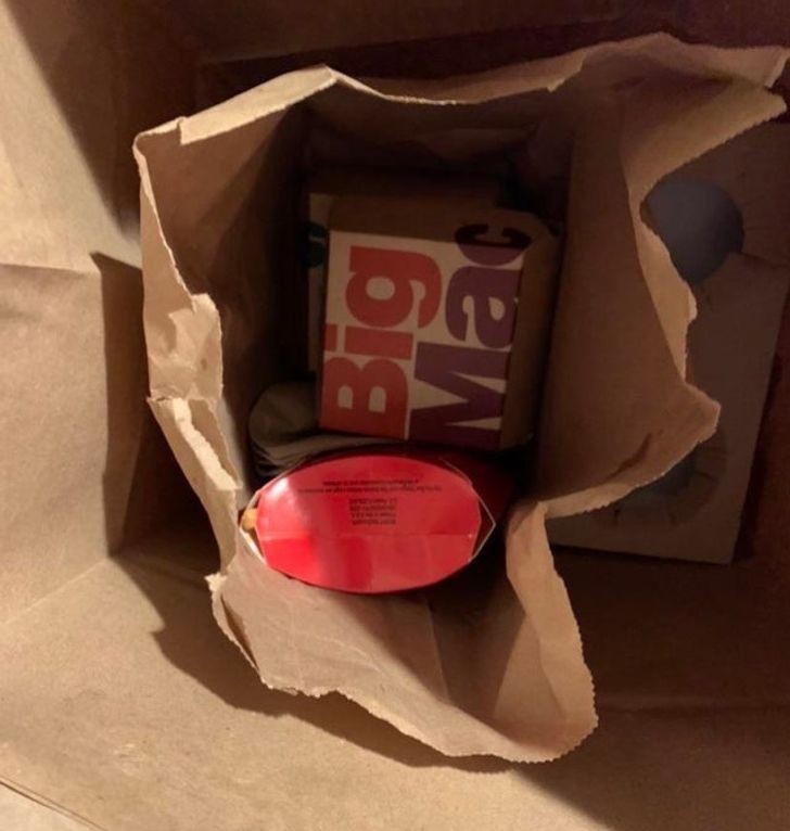 9. „W ten sposób zapakowano moje frytki w McDonald's.”