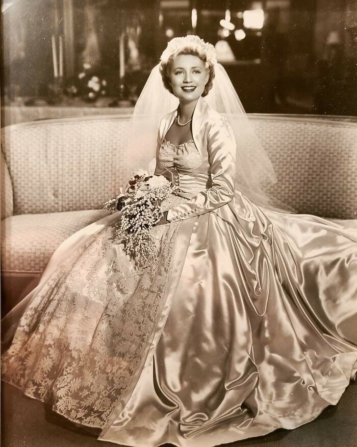 6. "Moja mama w dniu swojego ślubu, listopad 1951