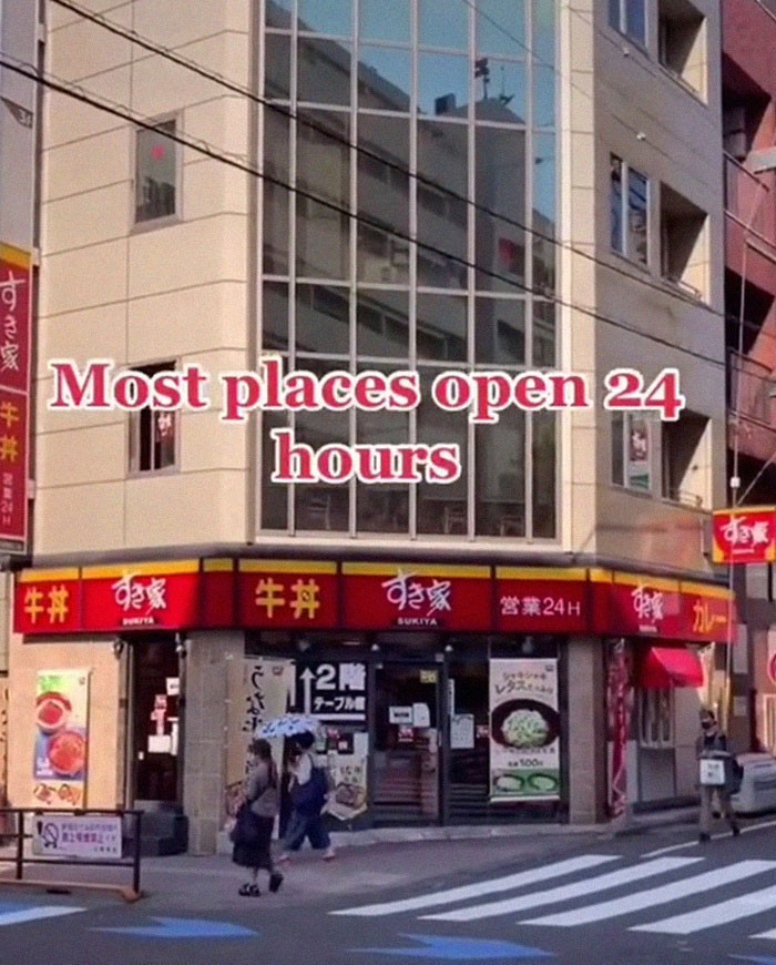 18. Większość miejsc jest otwartych 24 godziny na dobę.