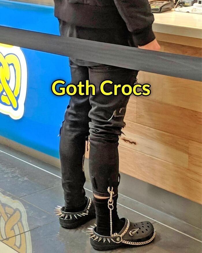 Gotyckie Crocsy