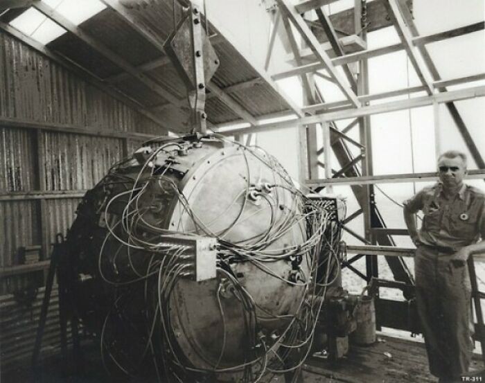 "The Gadget", pierwsza bomba atomowa w historii, 1945