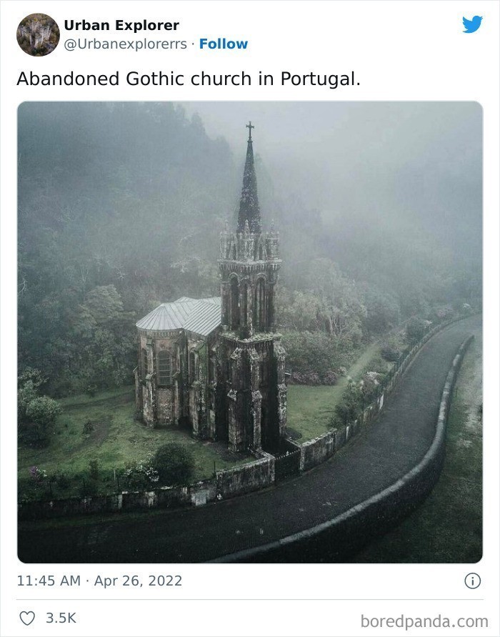 "Opuszczony gotycki kościół w Portugalii"