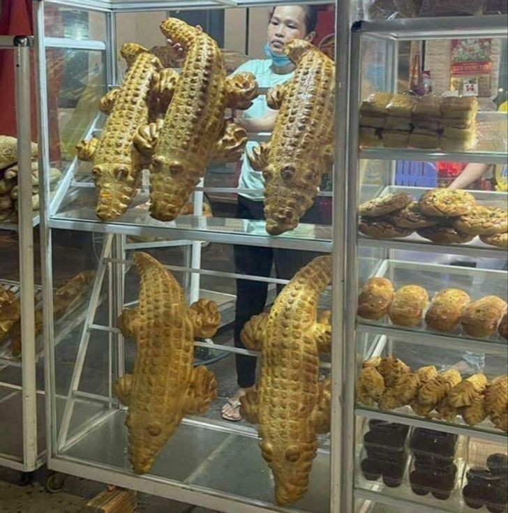 16. Chleby w kształcie krokodyla w wietnamskiej piekarni