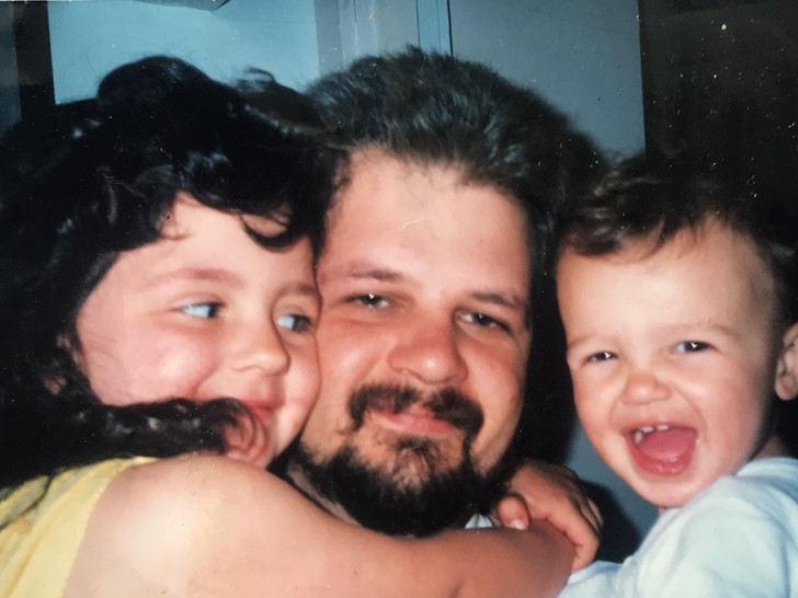 "Moje córki i ja, 25 lat temu - miałem dobre życie."