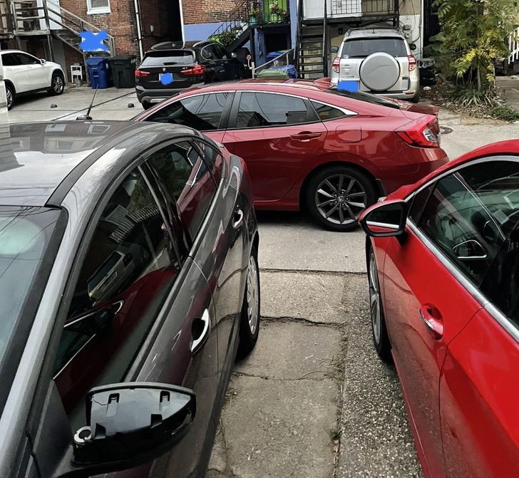 "Znajomy sąsiada postanowił zaparkować w ten sposób, przez co spóźniliśmy się do pracy."
