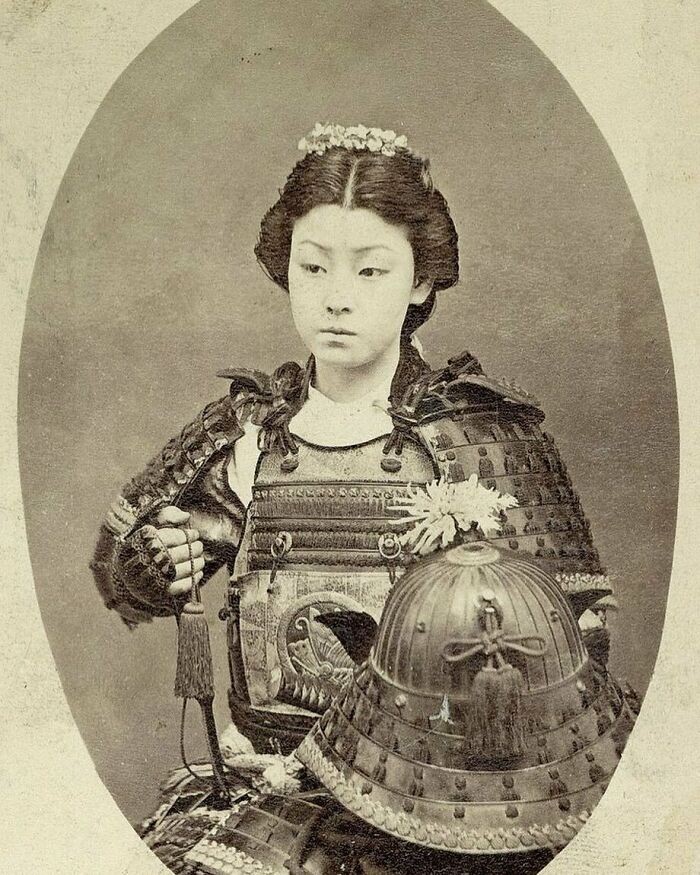 Japońska wojowniczka onna-bugeisha, XIX wiek