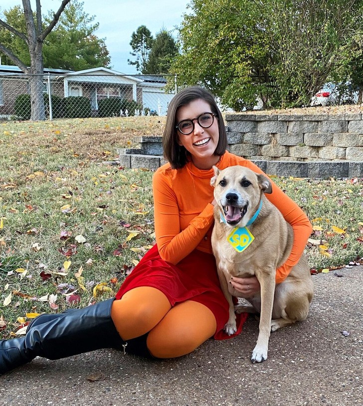 "Ja i mój pies przebraliśmy się w tym roku za Scooby'ego i Velmę."