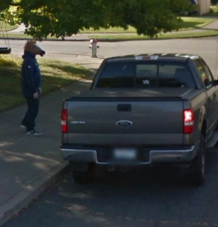 "Zobaczyłem auto Google Street View w mojej okolicy i postanowiłem działać. 8 lat później mój brat poinformował mnie, że odniosłem sukces."