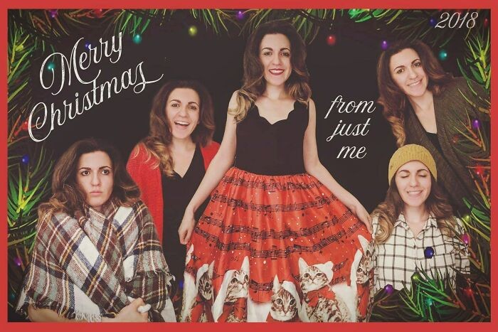 "Każdego roku wysyłam kartki świąteczne przerobione w Photoshopie, przypominające wszystkim, że jestem singielką."